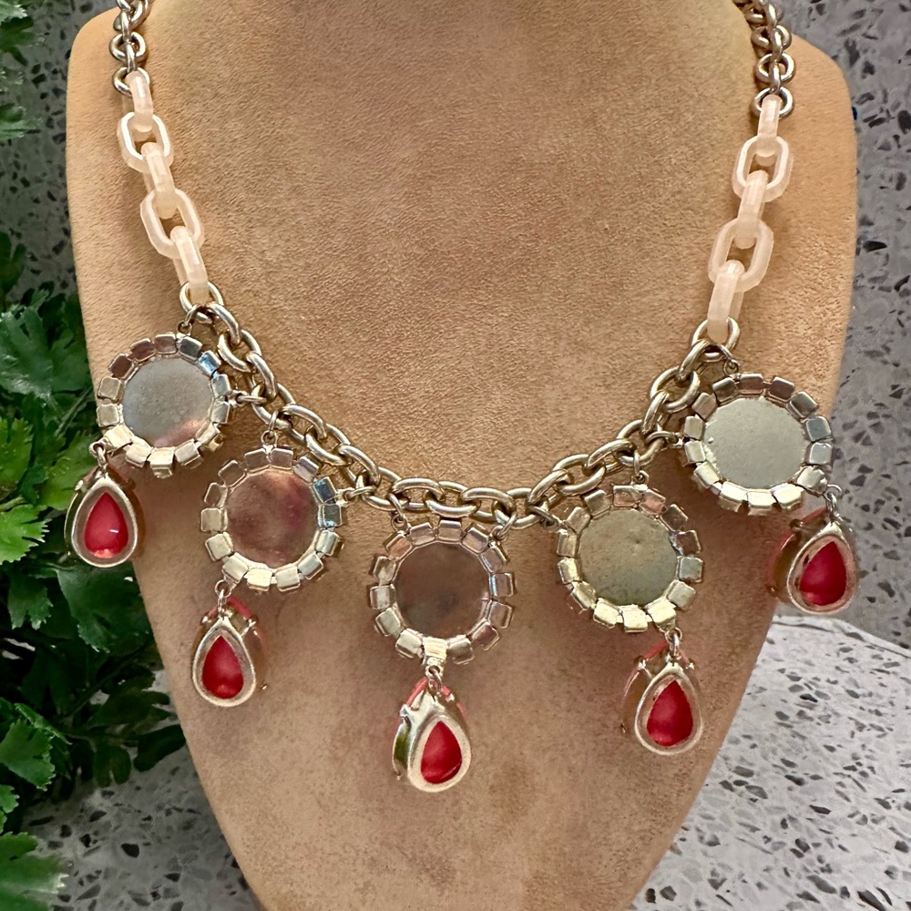 White Roses Statement Necklace Set - image 5